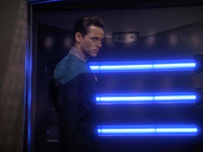 Star Trek: Deep Space Nine Screencaps "Life Support" (S3:E13)