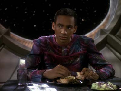 Star Trek: Deep Space Nine Screencaps "Life Support" (S3:E13)