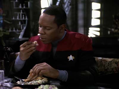 Star Trek: Deep Space Nine Screencaps "Life Support" (S3:E13)