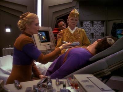 Star Trek: Deep Space Nine Screencaps "Life Support" (S3:E13)