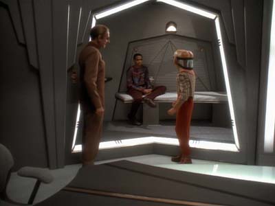 Star Trek: Deep Space Nine Screencaps "Life Support" (S3:E13)