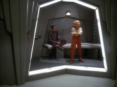 Star Trek: Deep Space Nine Screencaps "Life Support" (S3:E13)