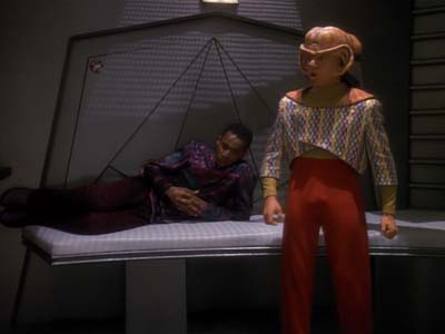 Star Trek: Deep Space Nine Screencaps "Life Support" (S3:E13)