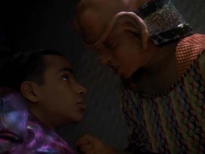 Star Trek: Deep Space Nine Screencaps "Life Support" (S3:E13)