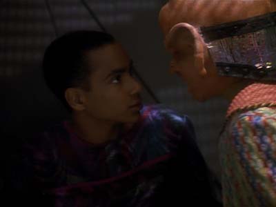 Star Trek: Deep Space Nine Screencaps "Life Support" (S3:E13)
