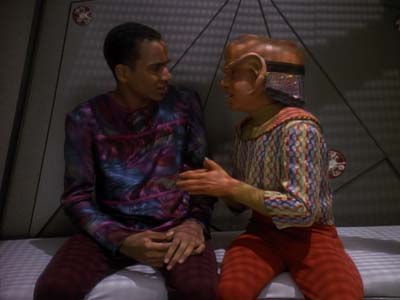 Star Trek: Deep Space Nine Screencaps "Life Support" (S3:E13)