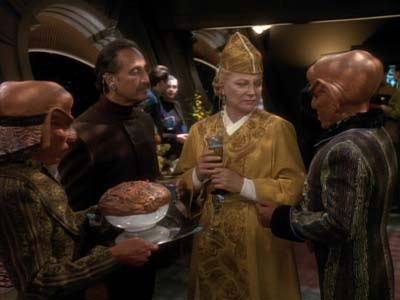 Star Trek: Deep Space Nine Screencaps "Life Support" (S3:E13)