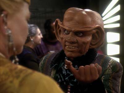 Star Trek: Deep Space Nine Screencaps "Life Support" (S3:E13)