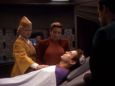 Star Trek: Deep Space Nine Screencaps "Life Support" (S3:E13)