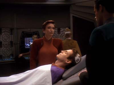 Star Trek: Deep Space Nine Screencaps "Life Support" (S3:E13)