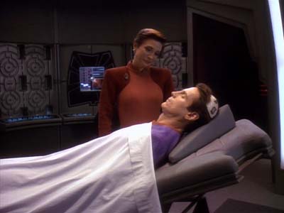 Star Trek: Deep Space Nine Screencaps "Life Support" (S3:E13)