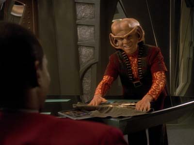 Star Trek: Deep Space Nine Screencaps "Heart of Stone" (S3:E14)