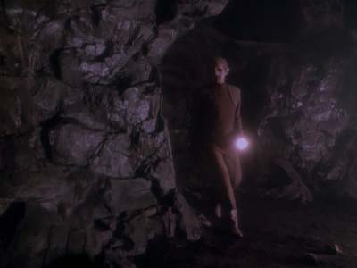 Star Trek: Deep Space Nine Screencaps "Heart of Stone" (S3:E14)