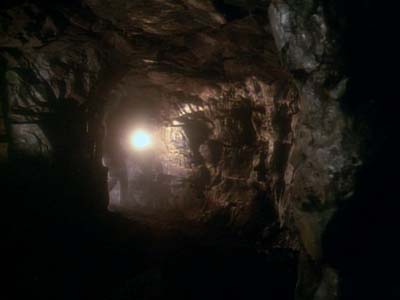 Star Trek: Deep Space Nine Screencaps "Heart of Stone" (S3:E14)