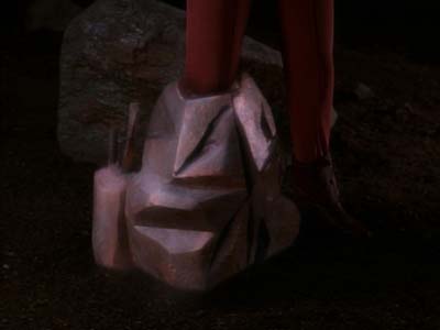 Star Trek: Deep Space Nine Screencaps "Heart of Stone" (S3:E14)