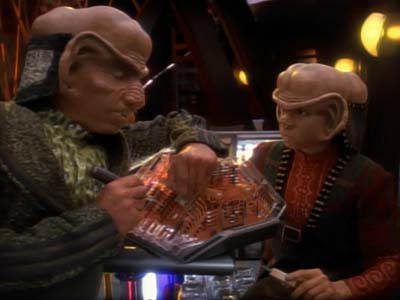 Star Trek: Deep Space Nine Screencaps "Heart of Stone" (S3:E14)