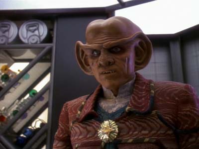 Star Trek: Deep Space Nine Screencaps "Heart of Stone" (S3:E14)