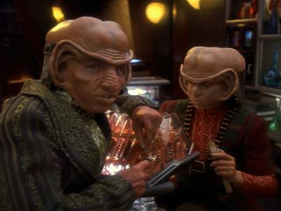 Star Trek: Deep Space Nine Screencaps "Heart of Stone" (S3:E14)