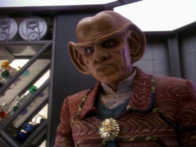 Star Trek: Deep Space Nine Screencaps "Heart of Stone" (S3:E14)