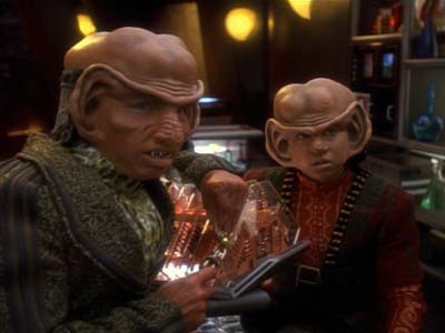 Star Trek: Deep Space Nine Screencaps "Heart of Stone" (S3:E14)
