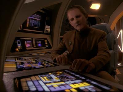 Star Trek: Deep Space Nine Screencaps "Heart of Stone" (S3:E14)