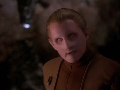Star Trek: Deep Space Nine Screencaps "Heart of Stone" (S3:E14)