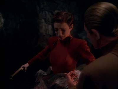Star Trek: Deep Space Nine Screencaps "Heart of Stone" (S3:E14)