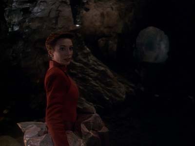 Star Trek: Deep Space Nine Screencaps "Heart of Stone" (S3:E14)