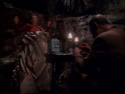 Star Trek: Deep Space Nine Screencaps "Heart of Stone" (S3:E14)