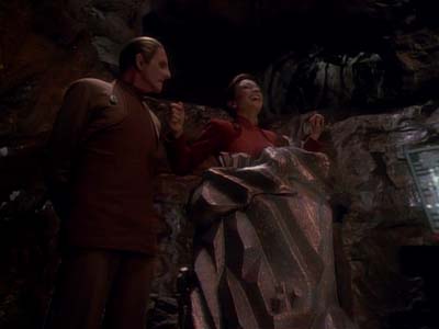 Star Trek: Deep Space Nine Screencaps "Heart of Stone" (S3:E14)