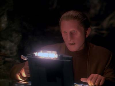 Star Trek: Deep Space Nine Screencaps "Heart of Stone" (S3:E14)