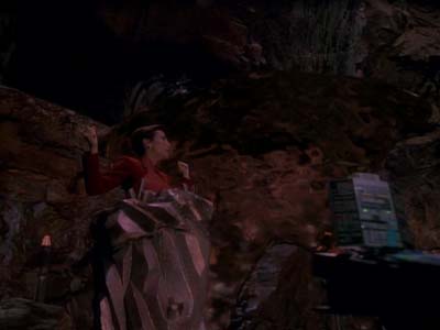 Star Trek: Deep Space Nine Screencaps "Heart of Stone" (S3:E14)