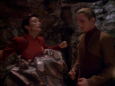 Star Trek: Deep Space Nine Screencaps "Heart of Stone" (S3:E14)