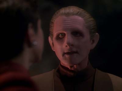 Star Trek: Deep Space Nine Screencaps "Heart of Stone" (S3:E14)
