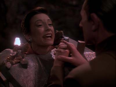 Star Trek: Deep Space Nine Screencaps "Heart of Stone" (S3:E14)