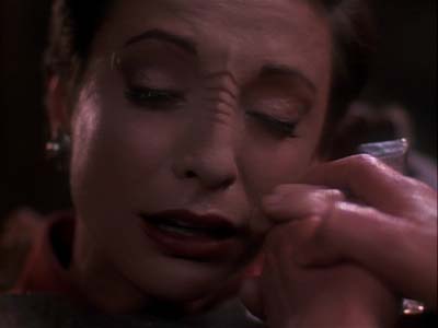 Star Trek: Deep Space Nine Screencaps "Heart of Stone" (S3:E14)
