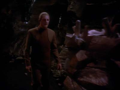Star Trek: Deep Space Nine Screencaps "Heart of Stone" (S3:E14)
