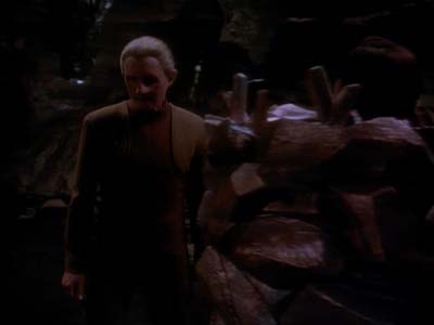 Star Trek: Deep Space Nine Screencaps "Heart of Stone" (S3:E14)
