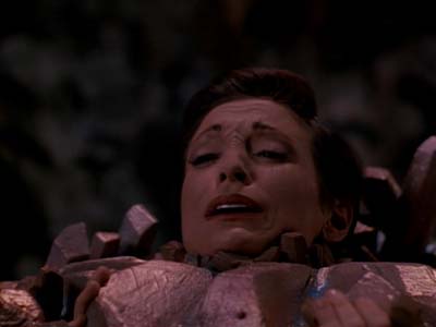 Star Trek: Deep Space Nine Screencaps "Heart of Stone" (S3:E14)