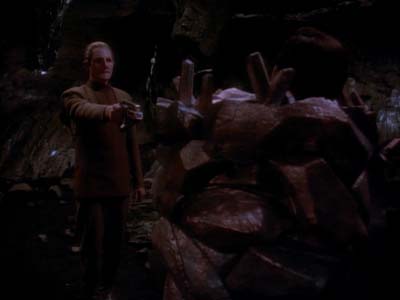 Star Trek: Deep Space Nine Screencaps "Heart of Stone" (S3:E14)