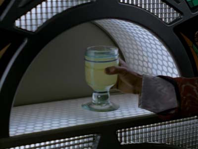 Star Trek: Deep Space Nine Screencaps "Prophet Motive" (S3:E16)
