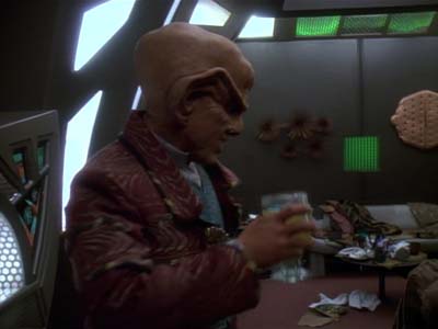 Star Trek: Deep Space Nine Screencaps "Prophet Motive" (S3:E16)