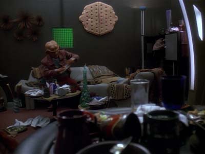Star Trek: Deep Space Nine Screencaps "Prophet Motive" (S3:E16)
