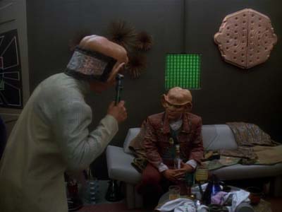 Star Trek: Deep Space Nine Screencaps "Prophet Motive" (S3:E16)