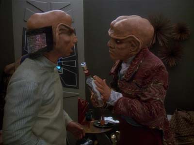 Star Trek: Deep Space Nine Screencaps "Prophet Motive" (S3:E16)
