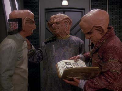 Star Trek: Deep Space Nine Screencaps "Prophet Motive" (S3:E16)