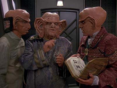 Star Trek: Deep Space Nine Screencaps "Prophet Motive" (S3:E16)