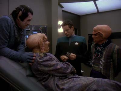 Star Trek: Deep Space Nine Screencaps "Prophet Motive" (S3:E16)