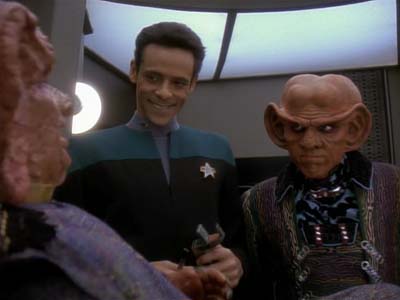 Star Trek: Deep Space Nine Screencaps "Prophet Motive" (S3:E16)