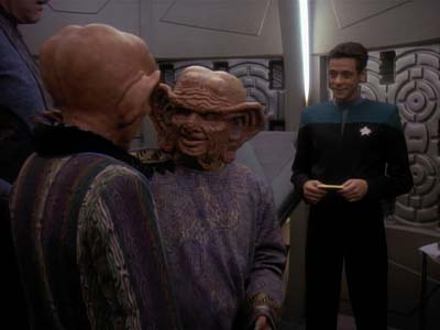 Star Trek: Deep Space Nine Screencaps "Prophet Motive" (S3:E16)